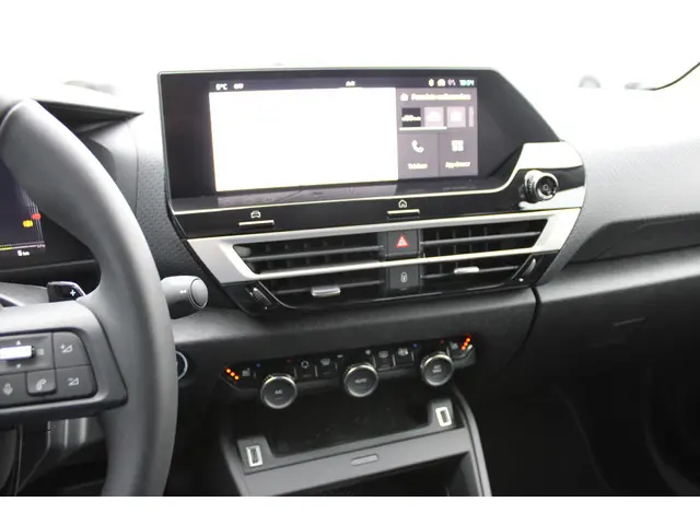 Citroën C4 HYBRID 145 MAX 2025 Hybride Benzine 18