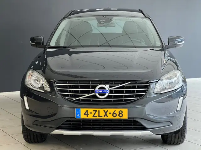 Volvo XC60 2.0 T5 FWD Kinetic TREKHAAK 2015 Benzine 4