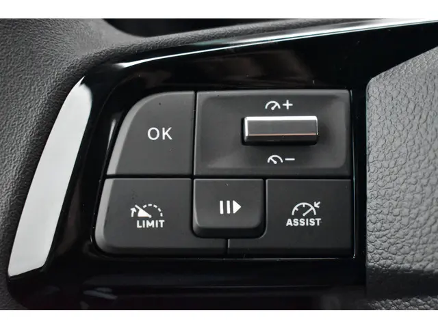 Citroën Berlingo BlueHDi 100 XL 2024 Diesel 10