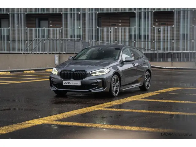 BMW 1 Serie 118d High Executive I M Sport 2021 Diesel 13