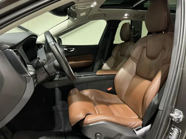 Volvo XC60 2.0 T8 AWD Momentum Pro 2020 Hybride Benzine 6