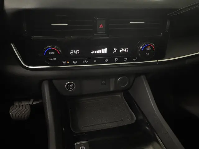 Nissan QASHQAI 1.3 MHEV Xtronic Acenta 2022 Benzine 13