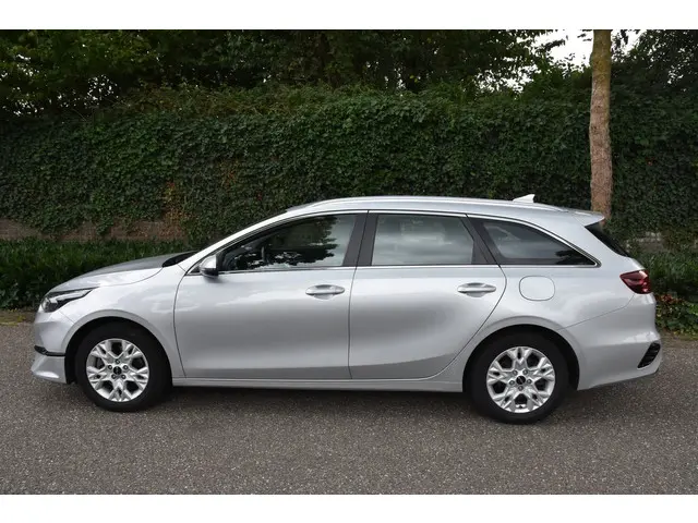 Kia Ceed Sportswagon 1.0 T-GDi DynamicLine 2023 Benzine 3