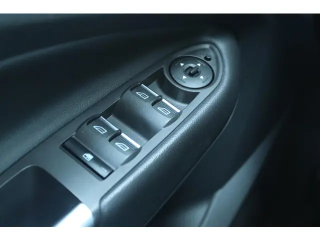 Ford Kuga 1.5 TITANIUM 2015 Benzine 21