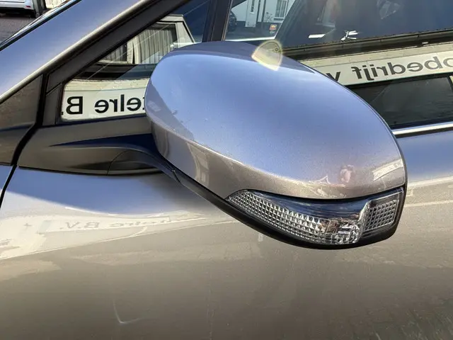 Toyota C-HR 1.8 Hybrid Executive 2020 Hybride Benzine 28