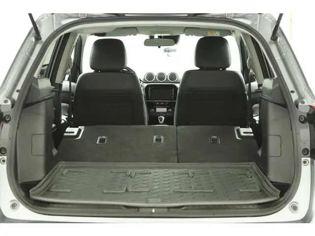 Suzuki Vitara 1.5 Hybrid Style 2022 Hybride Benzine 26