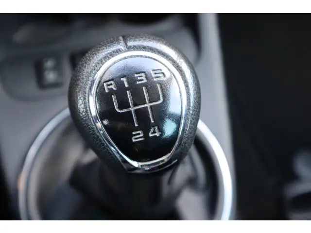 Škoda Fabia 1.2 TSI Ambition 2012 Benzine 24