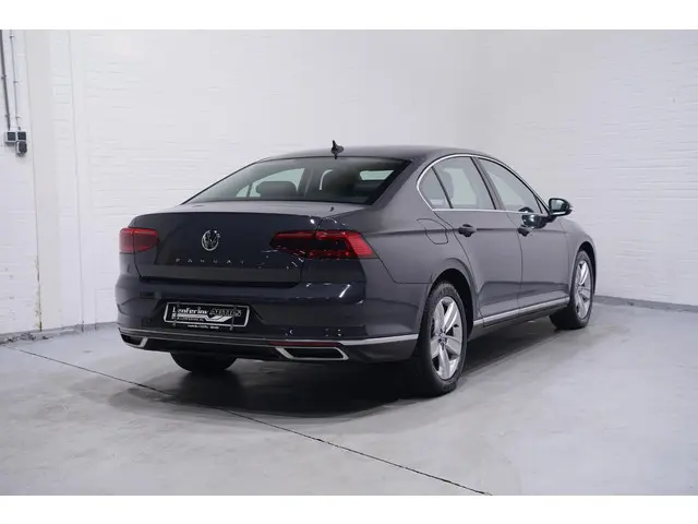 Volkswagen Passat 1.5 TSI Elegance 2020 Benzine 5