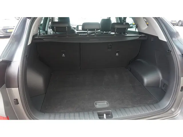 Hyundai Tucson 1.6 GDI Premium 2019 Benzine 25