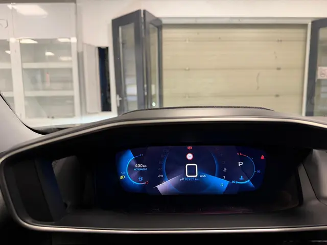 Peugeot 2008 1.2 PureTech Allure 2021 Benzine 15