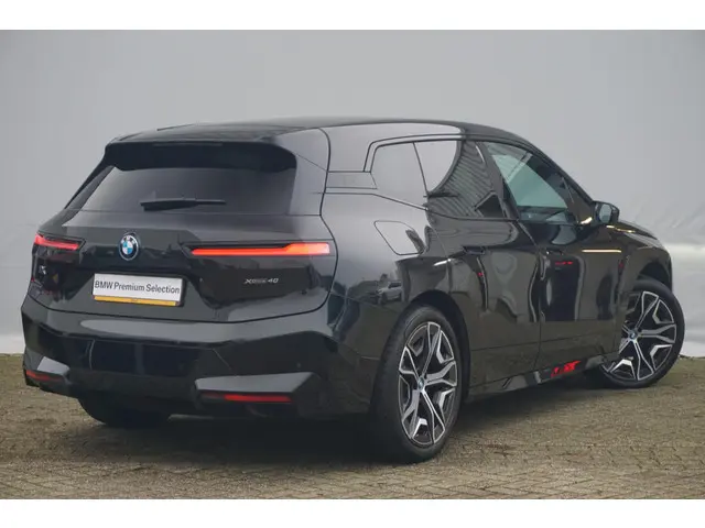 BMW iX xDrive40 2023 Elektrisch 2