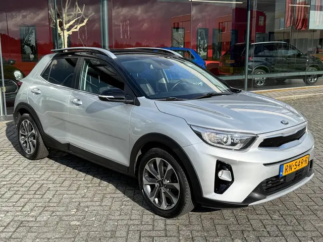 Kia Stonic 1.0 T-GDi ExecutiveLine 2018 Benzine 2