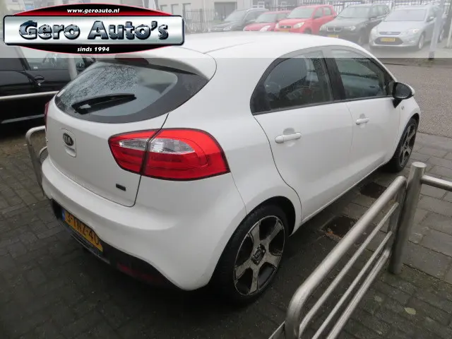 Kia Rio 1.2 CVVT BusinessLine 5drs 2014 Benzine 5