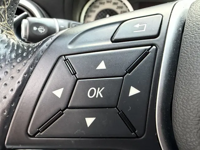 Mercedes-Benz A-Klasse 180 Ambition 2014 Benzine 24