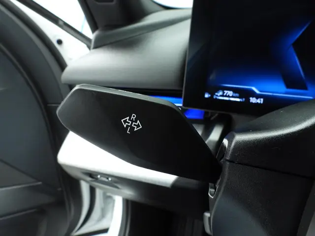 BMW 5 Serie Sedan 530e 2025 Hybride Benzine 25