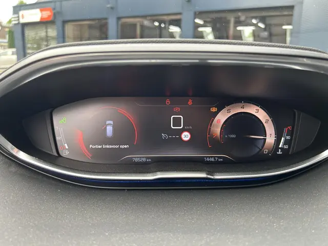 Peugeot 3008 1.2 Turbo 130 PK GT Line 2019 Benzine 9