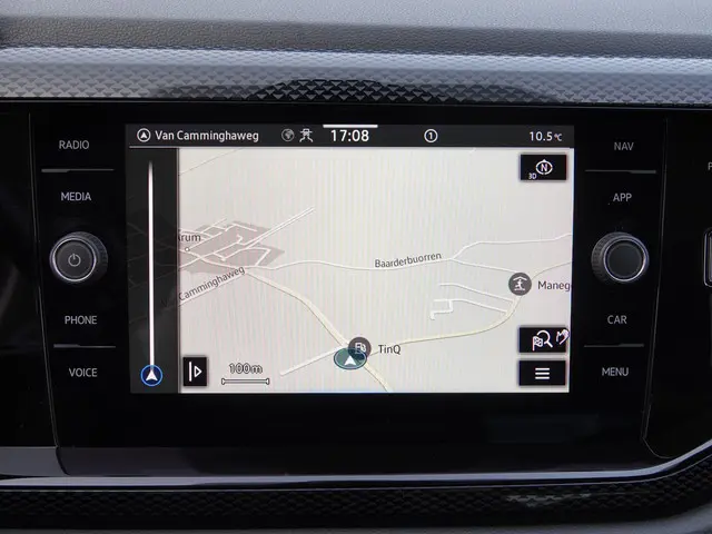 Volkswagen Polo 1.0 TSI Life AUTOM. 2022 Benzine 18