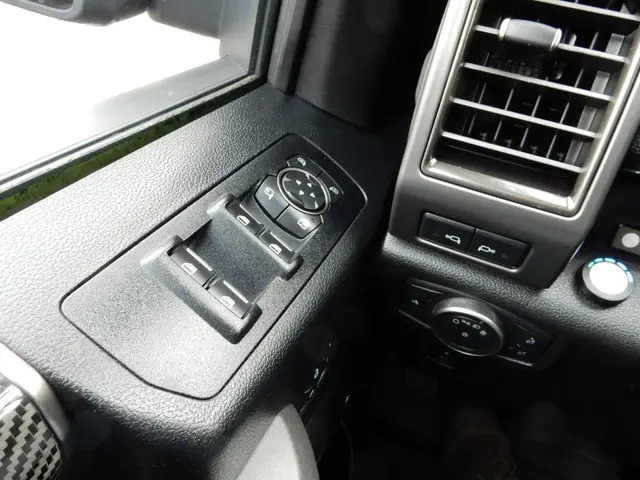 Ford F-150 RAPTOR 3.5 V6 Ecoboost SuperCrew 2017 LPG/Gas 11