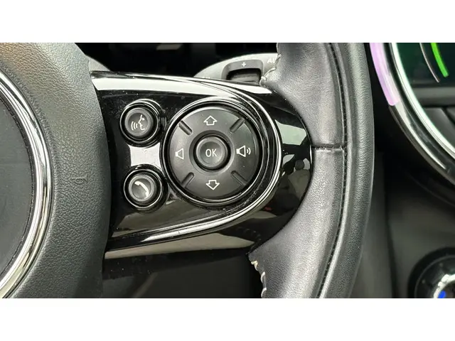 MINI Cooper Mini 1.5 60 Years Edition 2020 Benzine 19