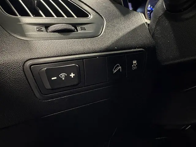 Hyundai ix35 1.6i GDI Business Edition 2015 Benzine 15