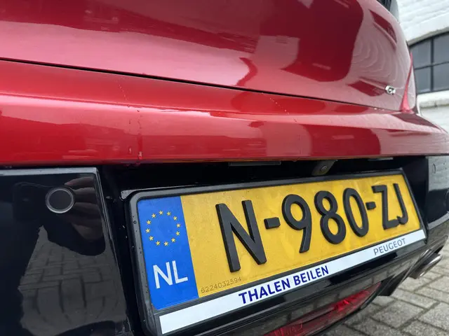 Peugeot 208 1.2 Turbo 100 PK GT Pack 2021 Benzine 55