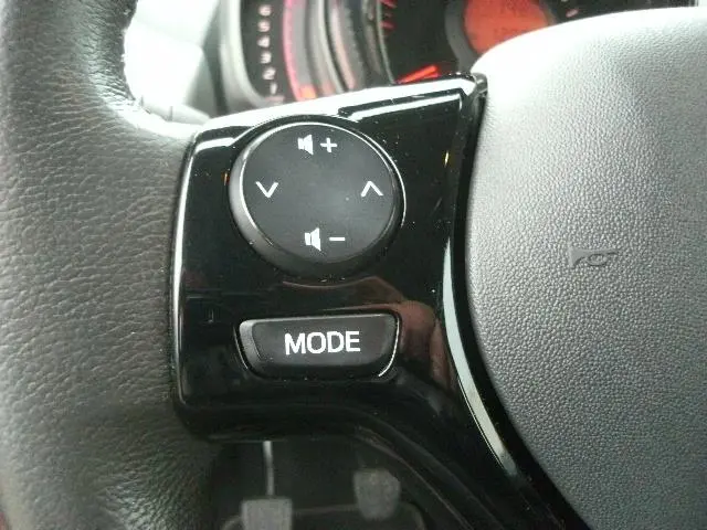 Peugeot 108 1.0 e-VTi Allure / Airco / Carplay 2014 Benzine 10
