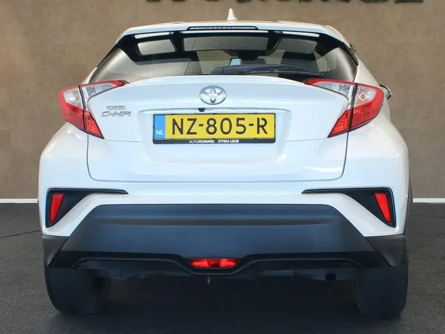 Toyota C-HR 1.2 Dynamic 2017 Benzine 7