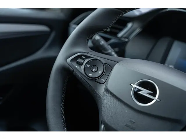 Opel Corsa 1.2 GS 2024 Benzine 24