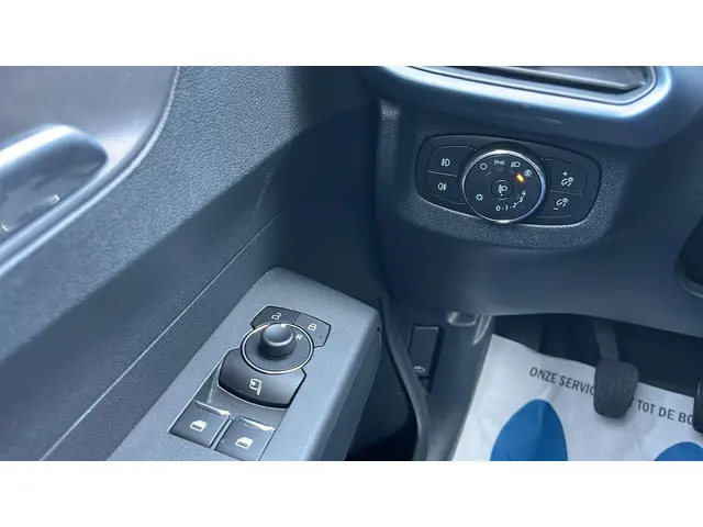 Ford Transit Courier 1.5 EcoBlue Active 2024 Diesel 14