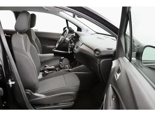 Opel Crossland X 1.2 Innovation zwart 2018 Benzine 27