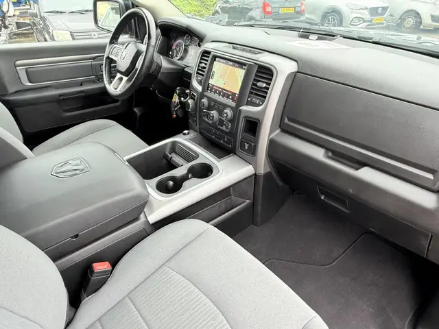 Dodge Ram 1500 5.7 V8 Crew Cab MARGE AUTO !! 2023 LPG/Gas 8
