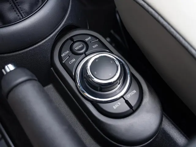 MINI Cooper Cabrio Aut. 2022 Benzine 28