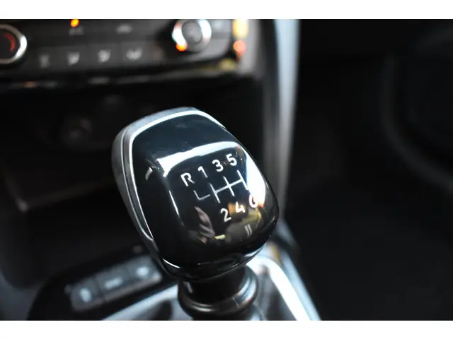 Opel Corsa 1.2 Turbo Yes 2025 Benzine 27