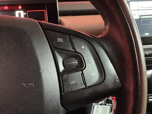 Citroën C4 Cactus 1.2 VTi Feel 2015 Benzine 30