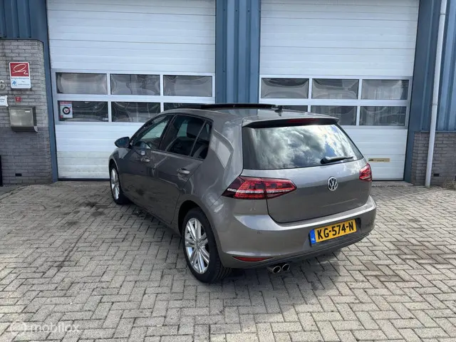 Volkswagen Golf 1.4 TSI Highline 2013 Benzine 6