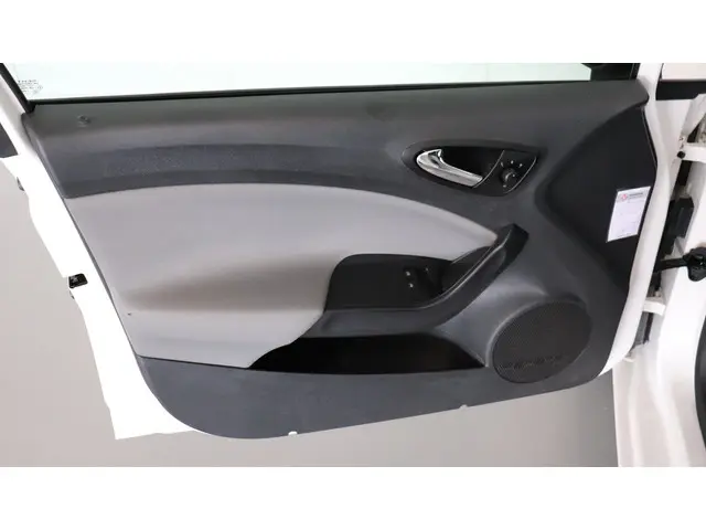 SEAT Ibiza ST 1.0 EcoTSI Style Connect 2015 Benzine 10