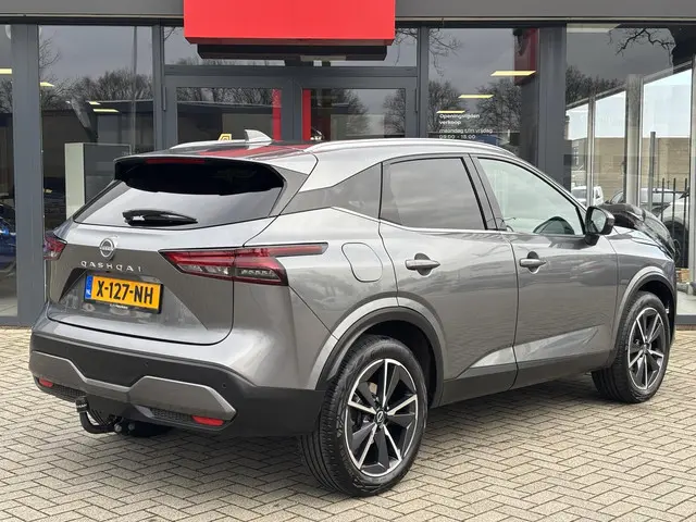 Nissan QASHQAI MHEV 140 MT Tekna 2024 Benzine 4