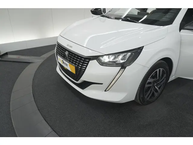 Peugeot 208 PureTech 100 Allure Pack 2023 Benzine 14