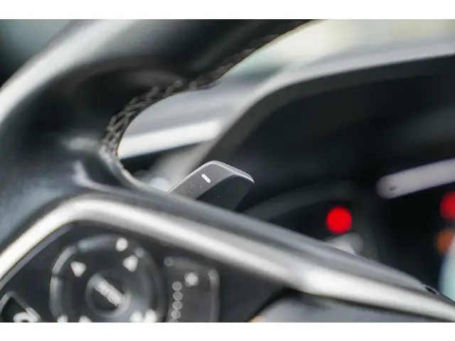 Honda Civic 1.0i VTEC ELEGANCE TURBO 2017 Benzine 40