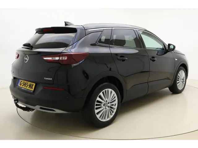 Opel Grandland X 1.2 Turbo 130pk Innovation 2019 Benzine 2