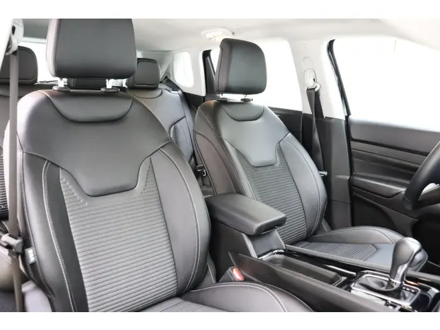 Jeep Compass 1.5T e-Hybrid Altitude 2024 Hybride Benzine 10