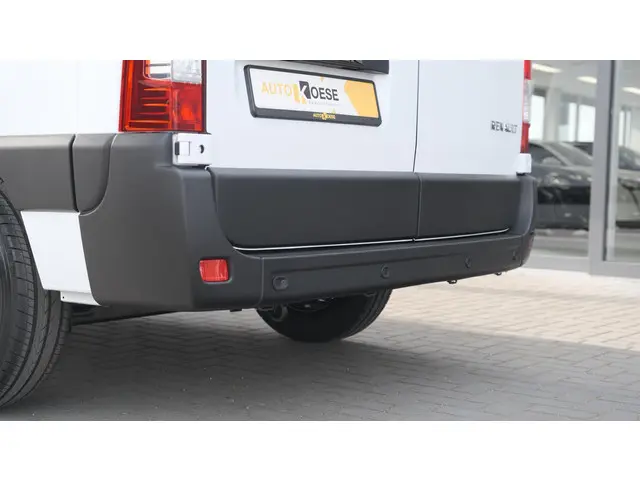 Renault Master T35 2.3 dCi 135 L2H2 Comfort 2024 Diesel 3