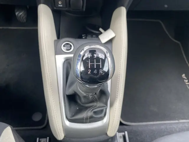 Nissan Micra 0.9 IG-T N-Connecta 2018 Benzine 22