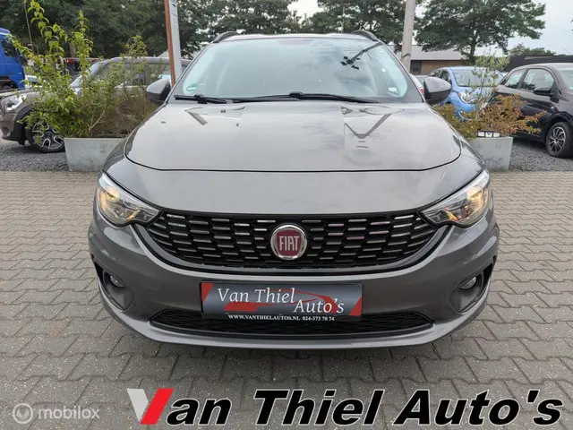 Fiat Tipo 1.4 16v Lounge navi 2018 Benzine 4