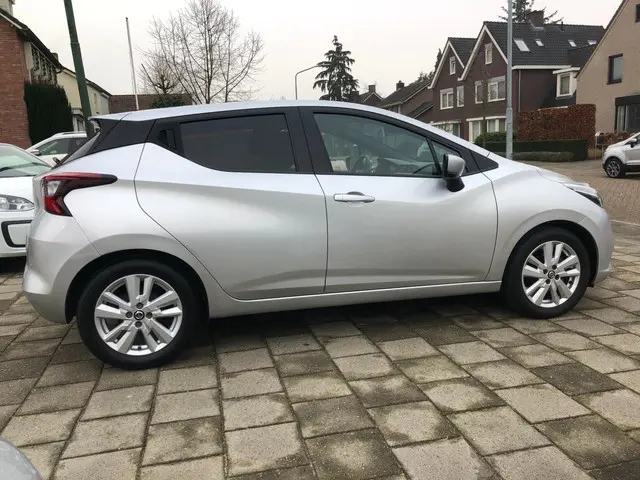 Nissan Micra 1.0 IG-T N-Connecta 2020 Benzine 4