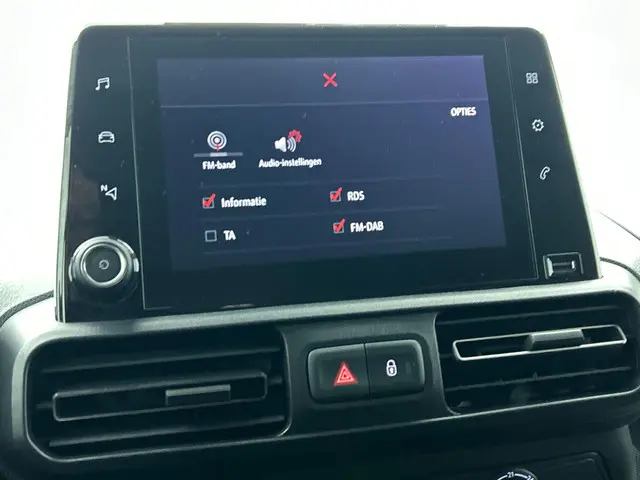 Opel Combo 1.5D L1H1 130pk Automaat Edition 2023 Diesel 7