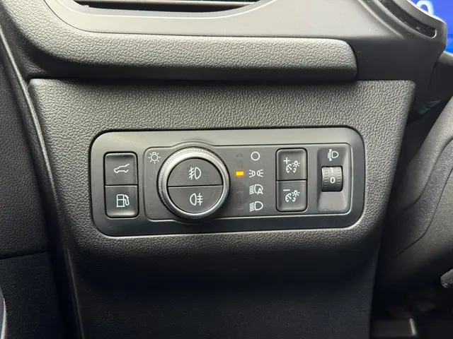 Ford Kuga 2.5 PHEV ST-Line X 2023 Hybride Benzine 21