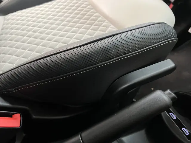 Fiat 500 1.0 Hybrid Dolcevita 70 PK 2021 Hybride Benzine 30