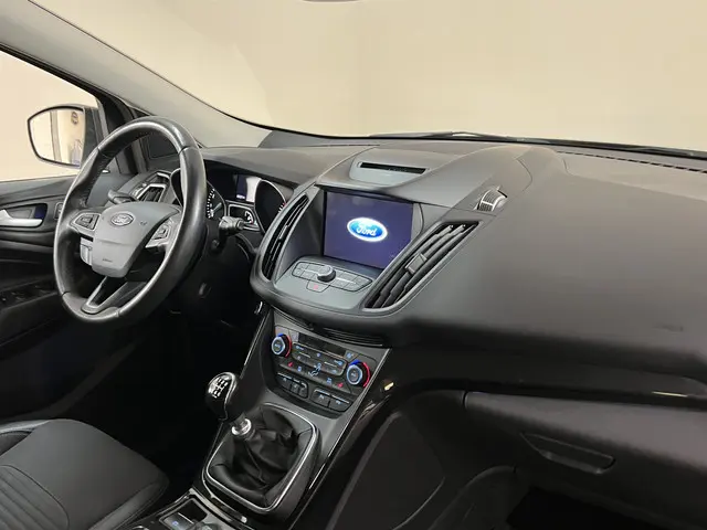 Ford Kuga 1.5 EcoBoost ST Line 2017 Benzine 15