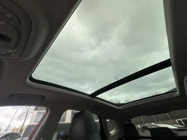 MG EHS 1.5 TGDI Luxury 2023 Hybride Benzine 35